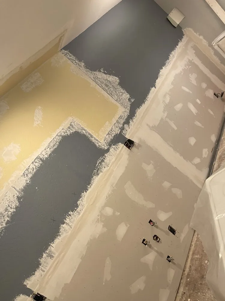 Slide of Vasquez Handyman