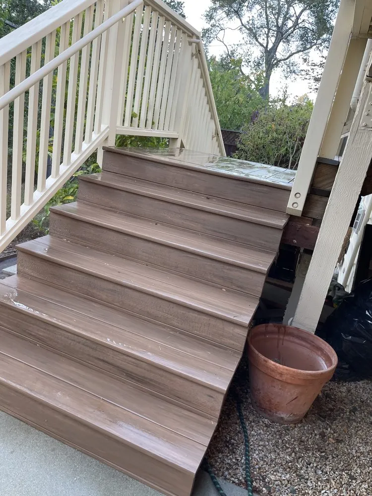 Slide of Vasquez Handyman