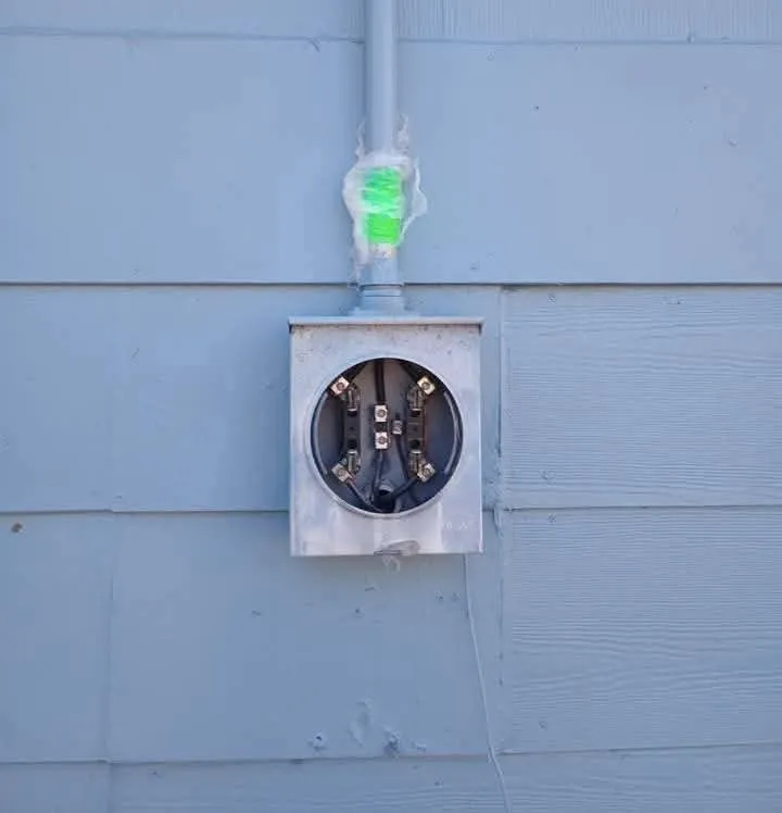 Emergency emergency electrical service in ,  by Vasquez Plumbing Electric Installation & Rewiring