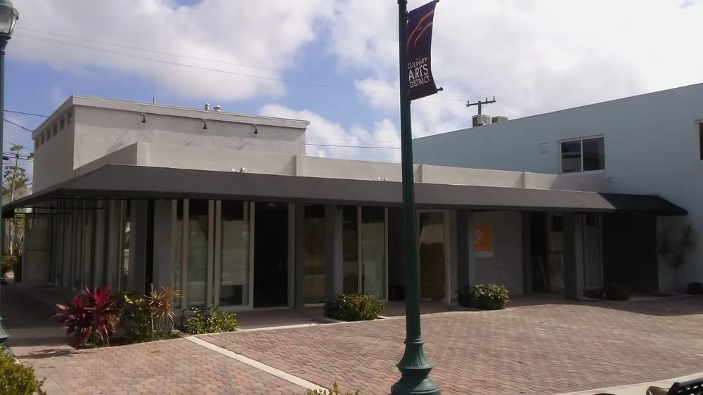 Trusted electrician providing lighting installation in , 