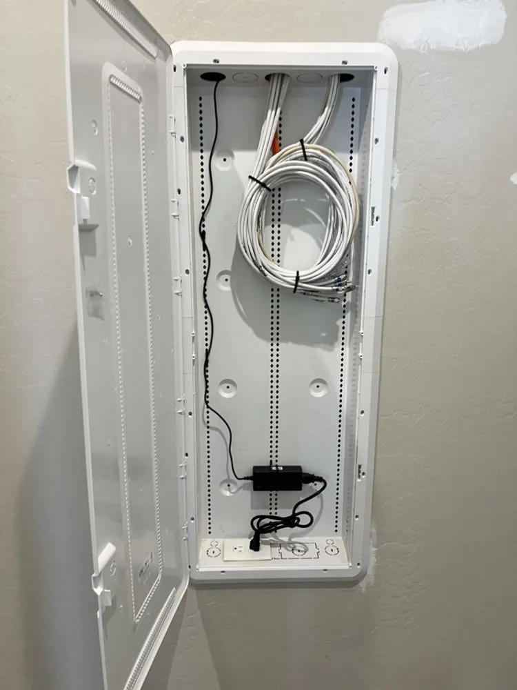 Slide of Vaz Electric