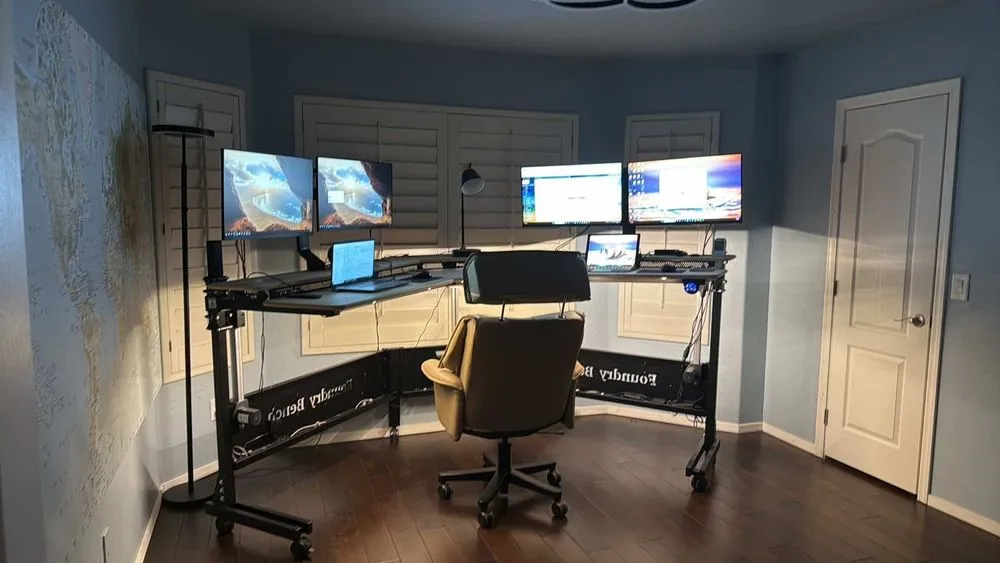 Slide of Vaz Electric