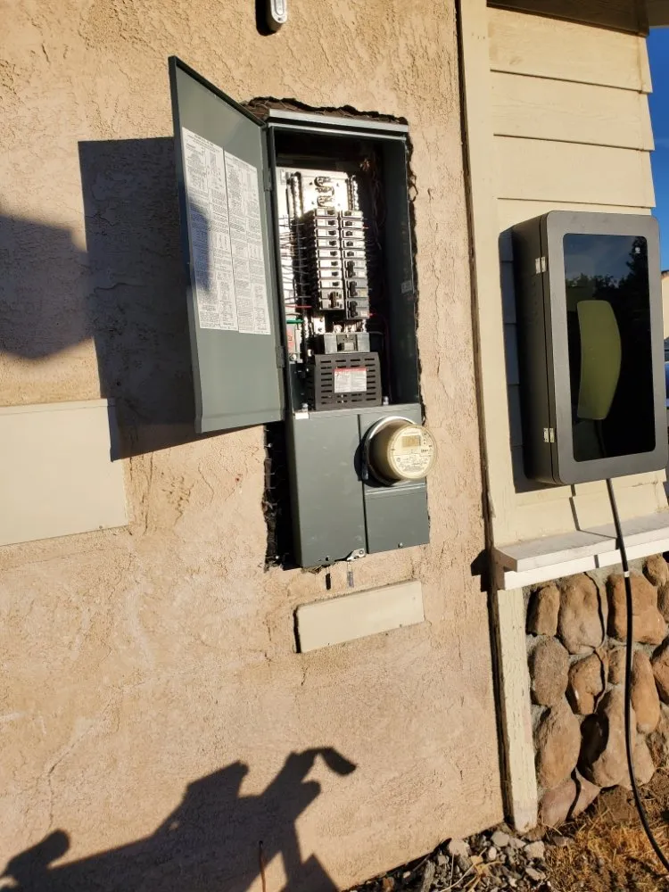 Slide of Vazquez Electric