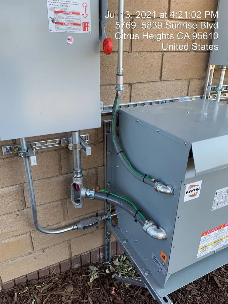 Slide of Vazquez Electric