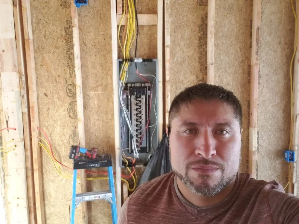 Certified circuit breaker repair experts serving ,  - Vazquez Electrical Contractor