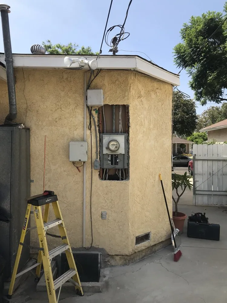 Slide of Vazzana Electric