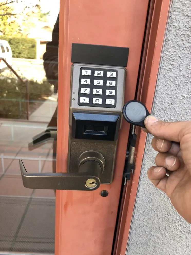 Slide of VBS Lock & Key