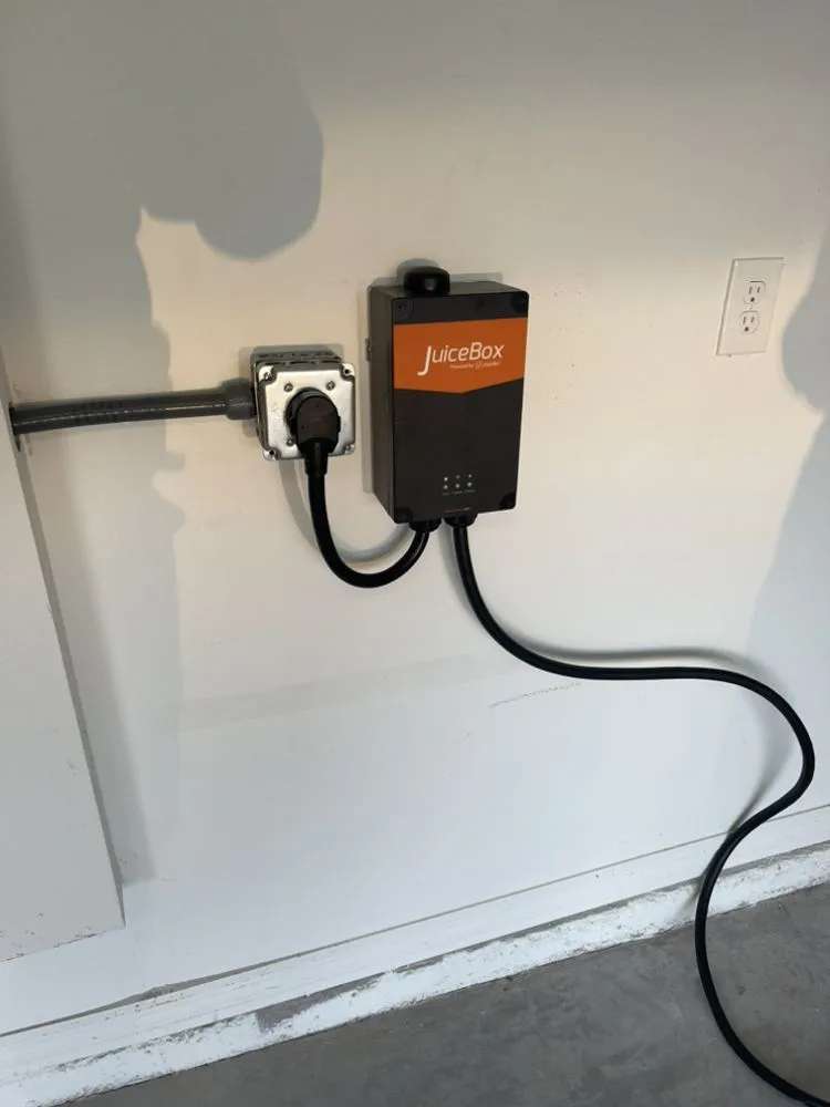 Slide of VC Management Solutions