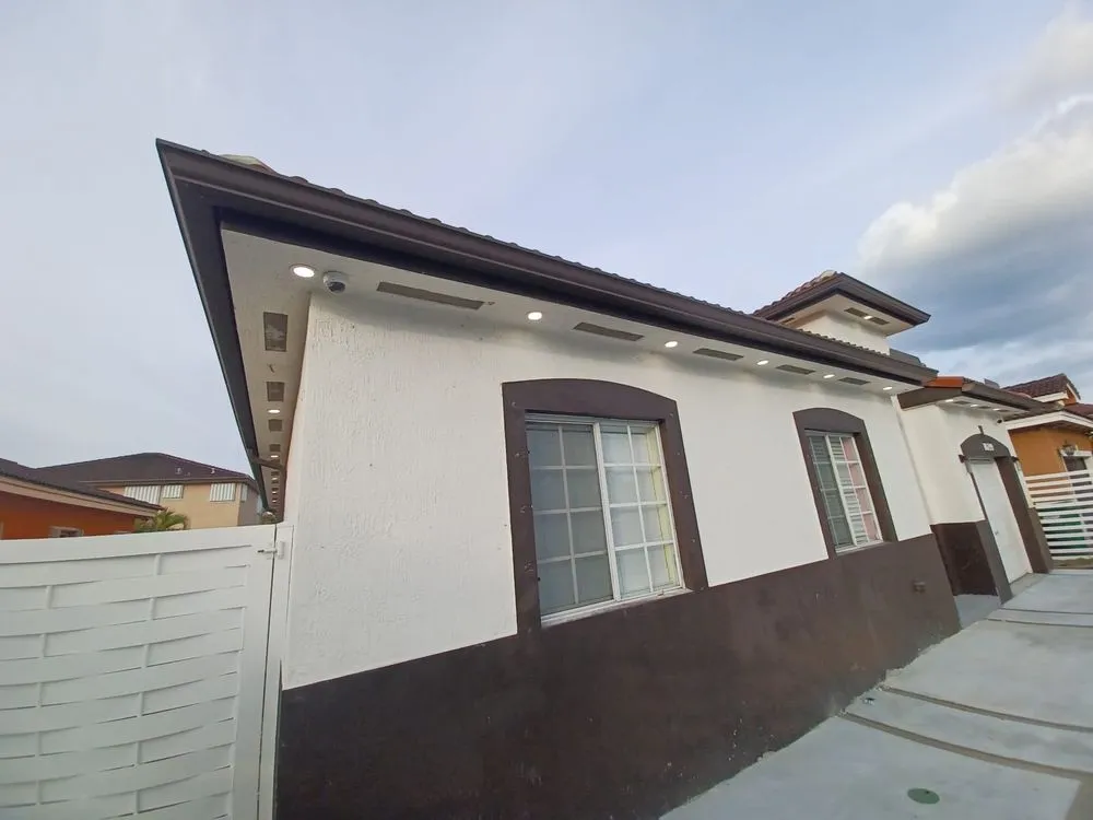 Trusted outlet and switch repair service in , - VC solutions and services