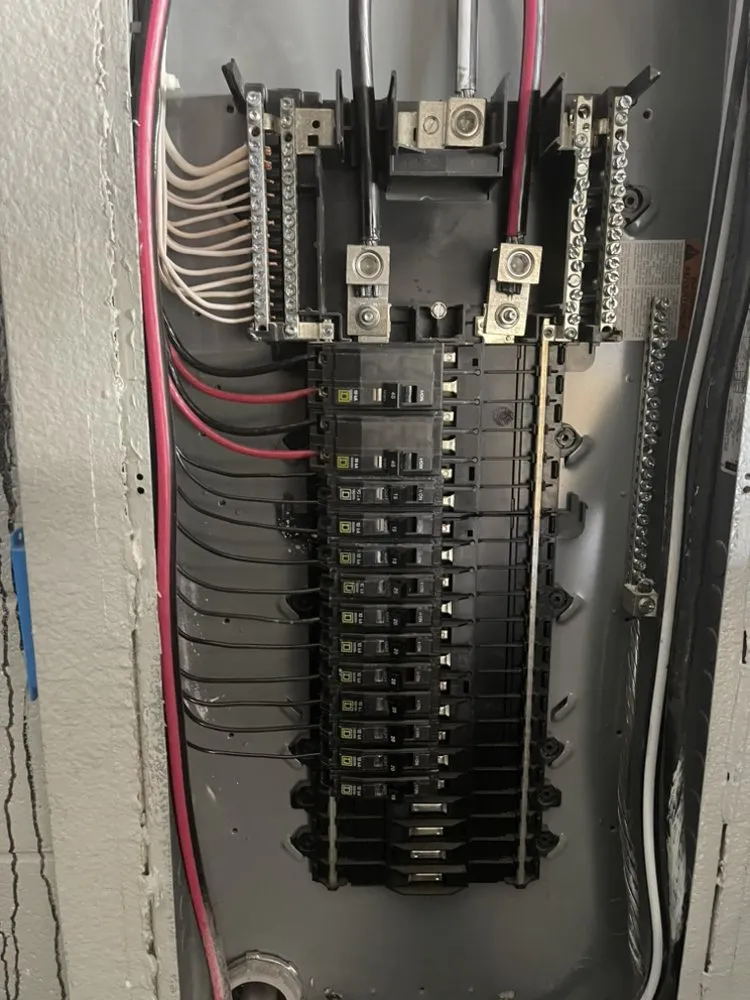 Professional outlet and switch repair service in CHAMPIONS GT, FL - VC Solutions