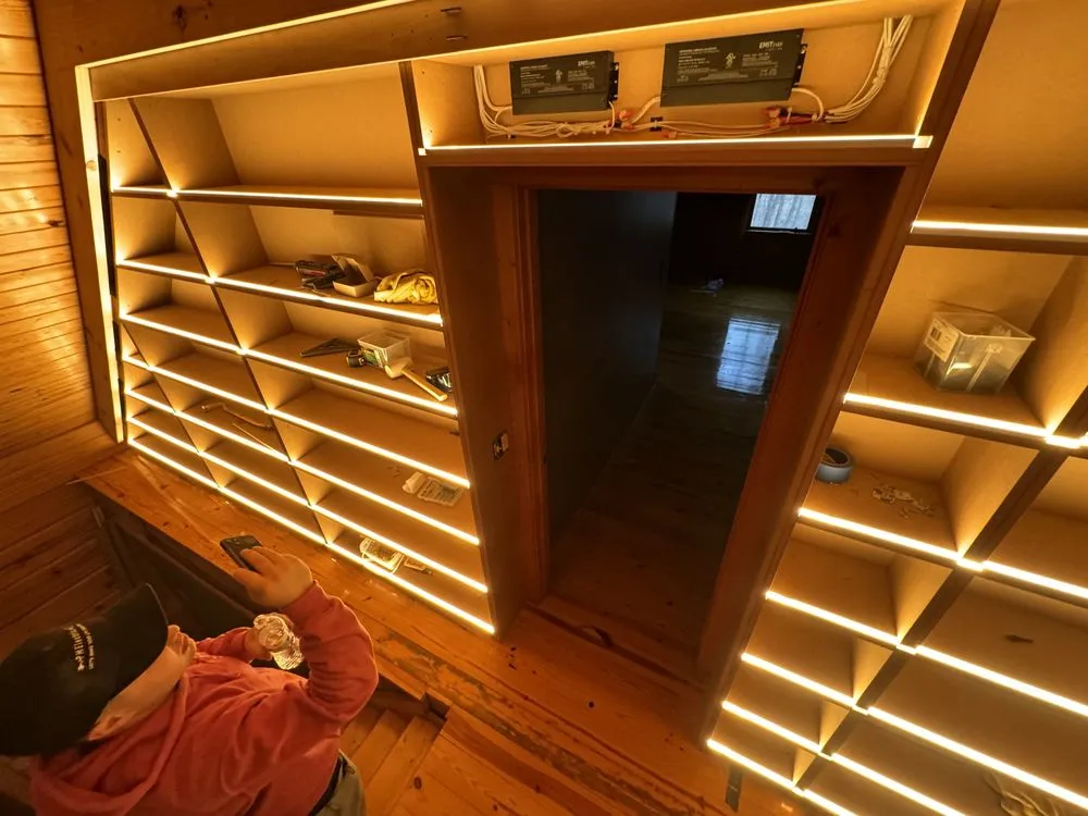 Slide of VEE Electric