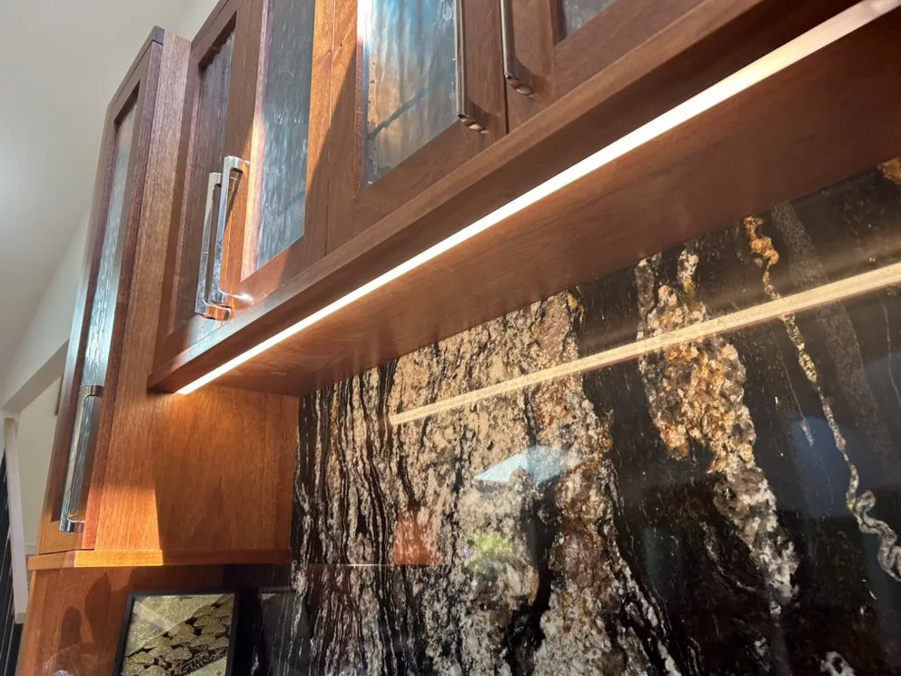 Licensed electrician providing lighting installation in , 