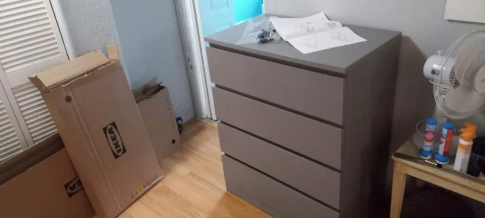 Professional outlet and switch repair in ,  by Vegas Strong Handy Man