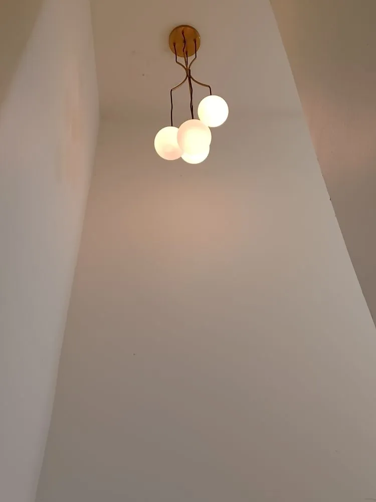 Slide of Vel Electric