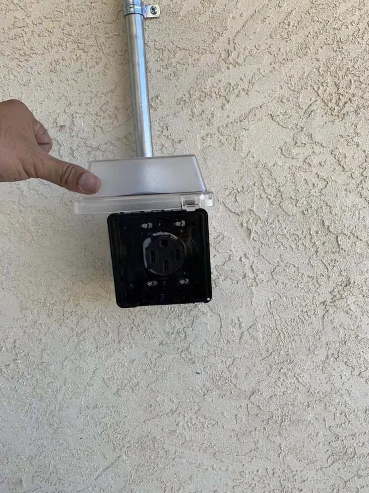 Slide of VelezElectric