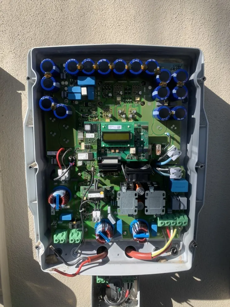 Slide of VelezElectric