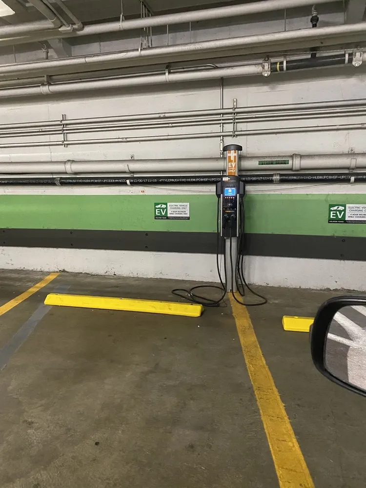 Slide of VelezElectric