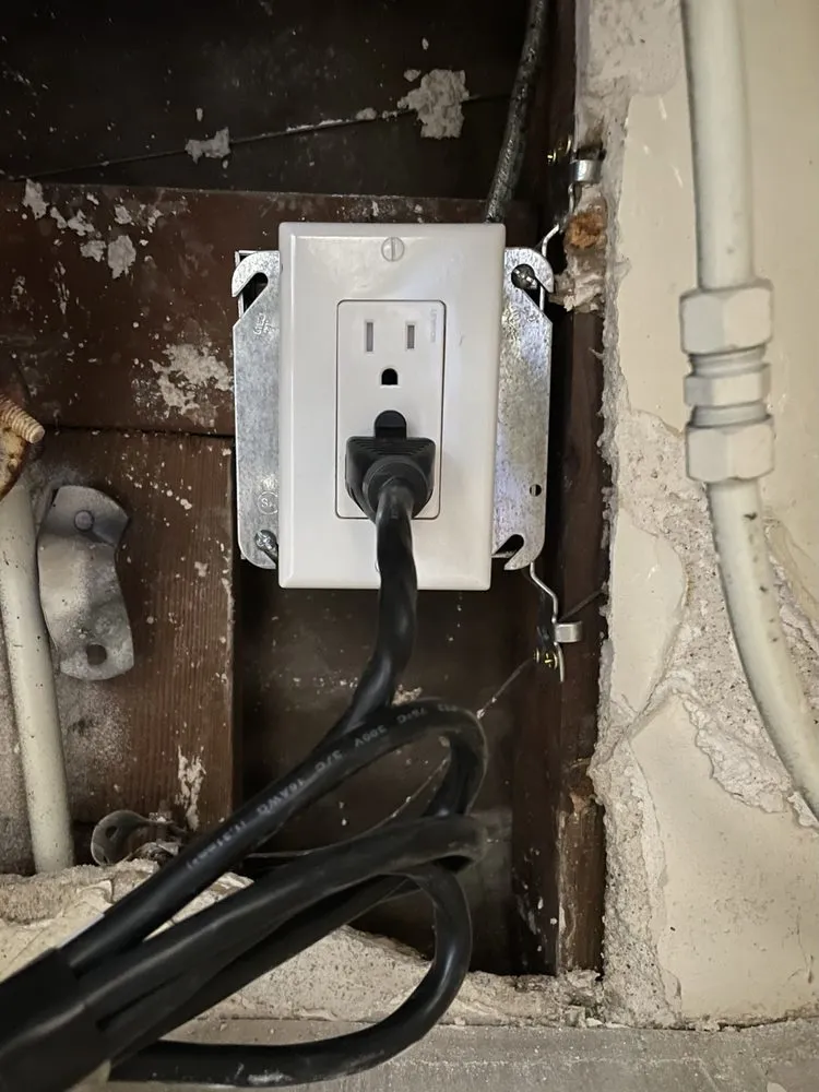 Slide of Ventura Electric Company