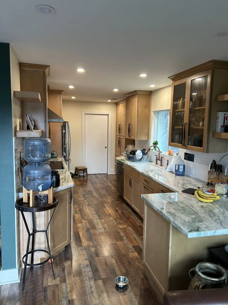 Slide of Ventura Electric