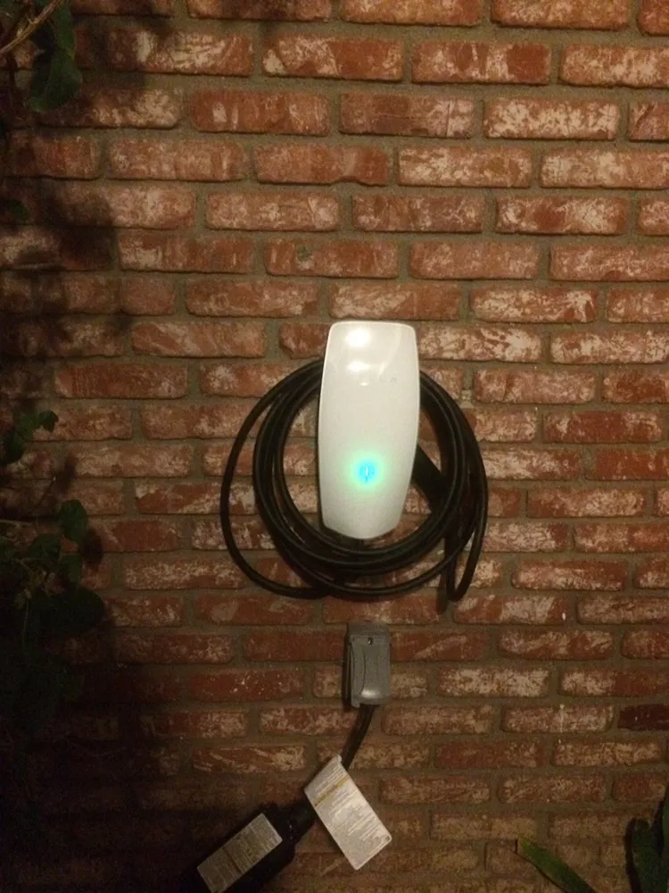 Slide of Ventura electrician