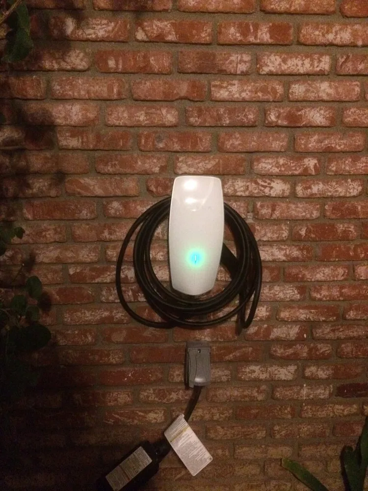 Slide of Ventura electrician