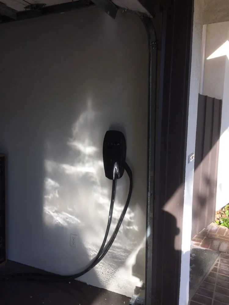 Slide of Ventura electrician