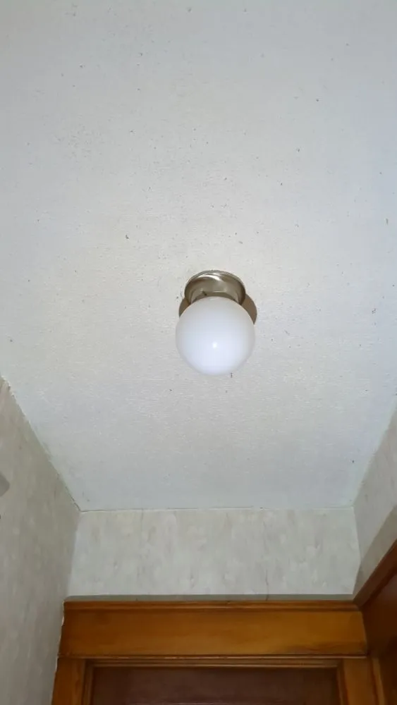 Affordable outlet and switch repair in ,  by Ventura Handyman Services