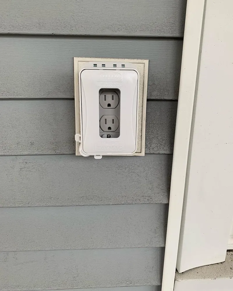 Slide of Venture Certified Electrician