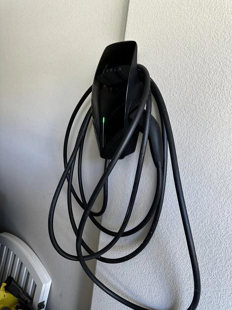 Slide of Venture Electric