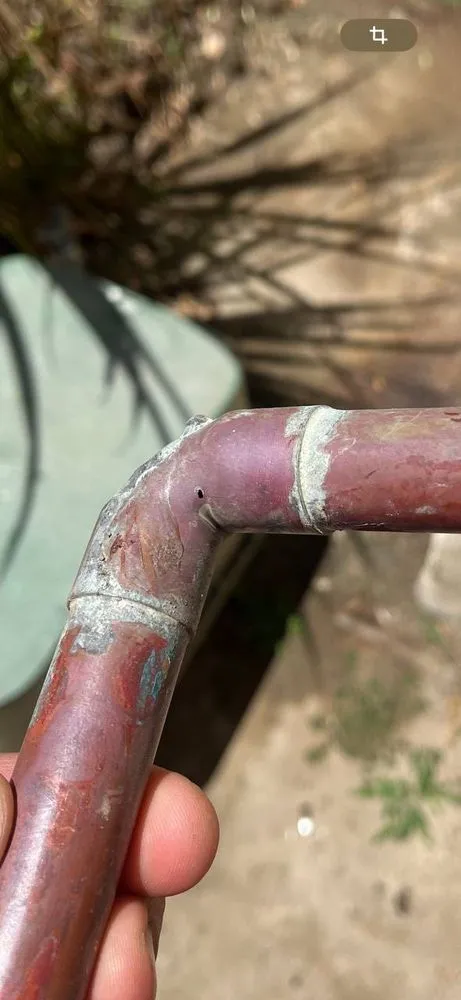 Trusted electrician providing emergency electrical service in , 