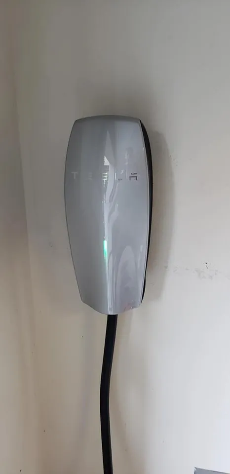 Slide of Veritch Electric