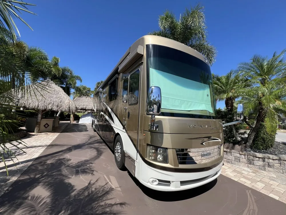 Slide of Vero RV