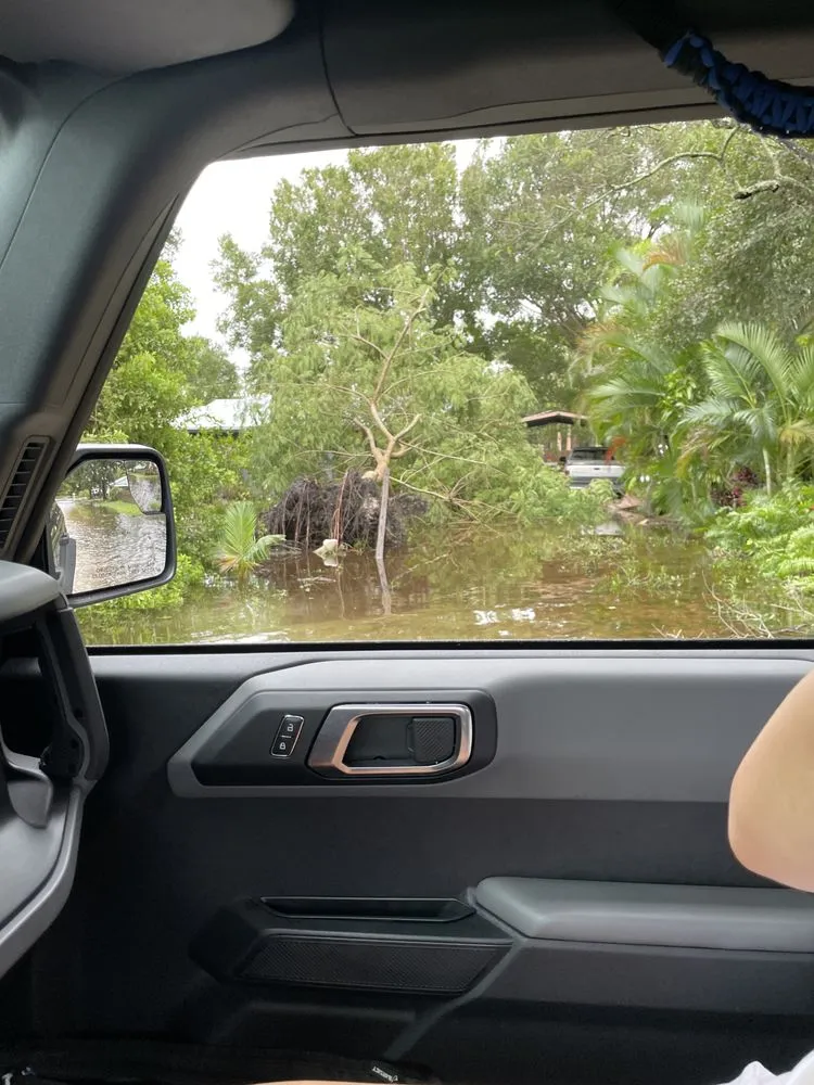 Slide of Vero’s Junk Removal