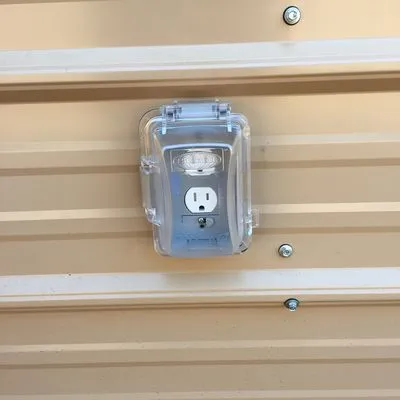 Versatile Electrician Logo