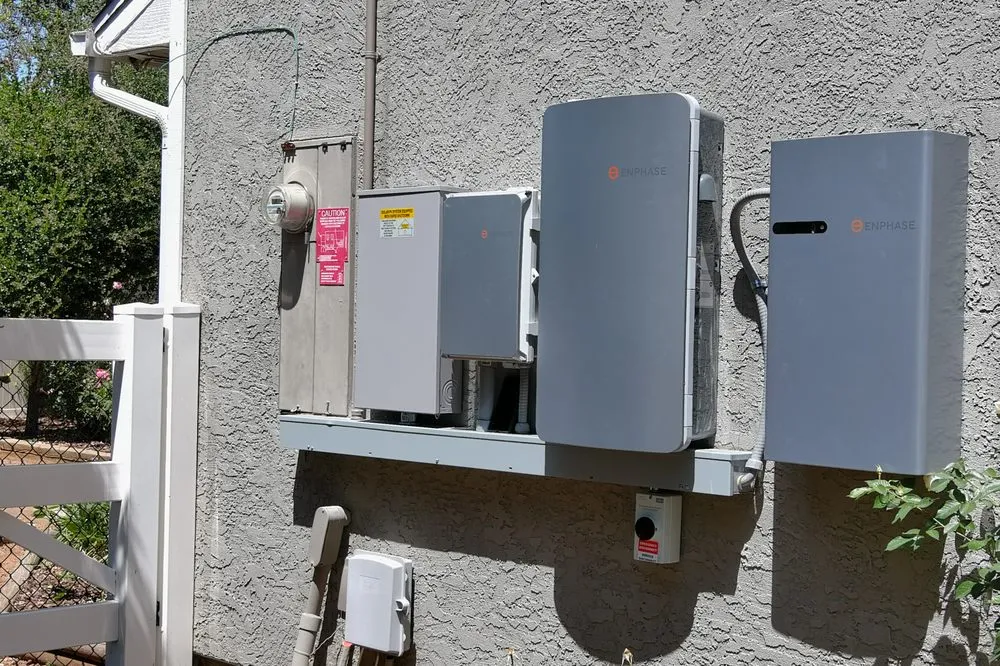 Emergency emergency electrical service in ,  by Verza Solar Electric Design