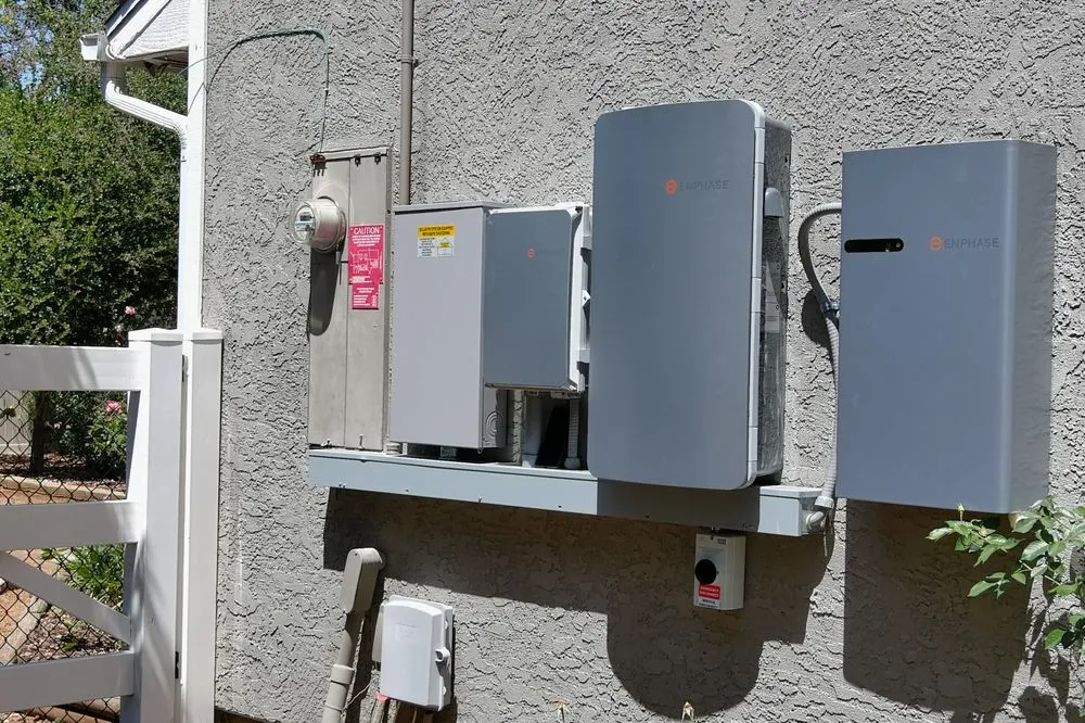 Licensed lighting installation in ,  by Verza Solar Electric Design