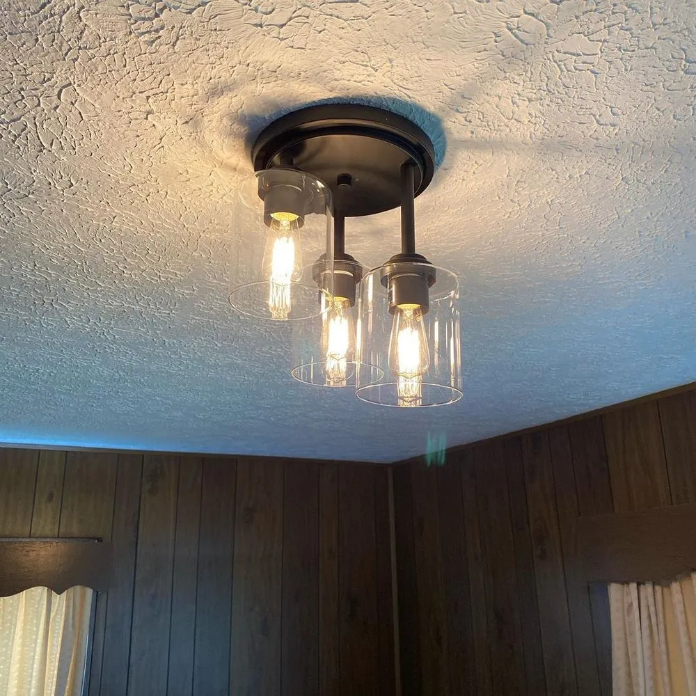 Slide of Veteran 24 Hour Electrician