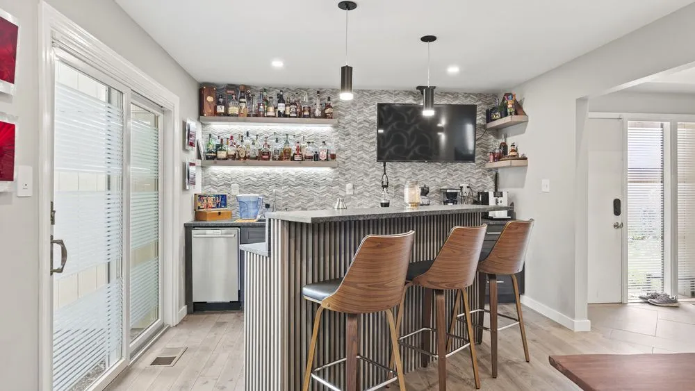 Slide of Veteran Built Homes