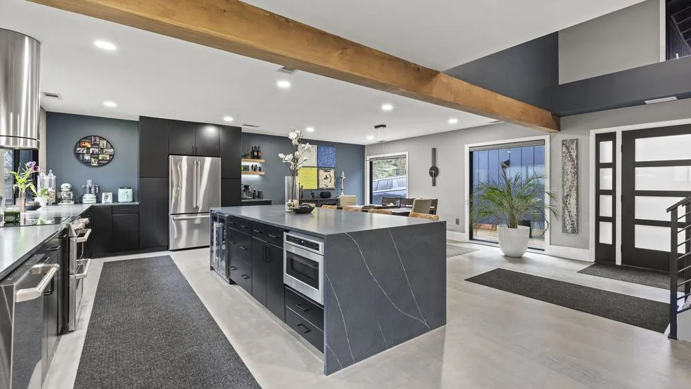 Slide of Veteran Built Homes