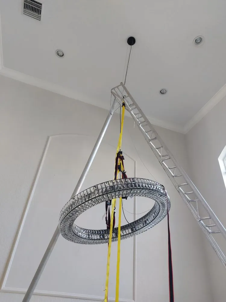 Slide of Veterans Lighthouse Electric