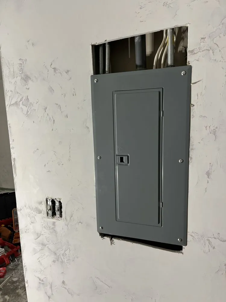 Slide of Veterans Lighthouse Electric