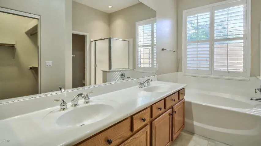 Slide of VETSBuilt Contracting