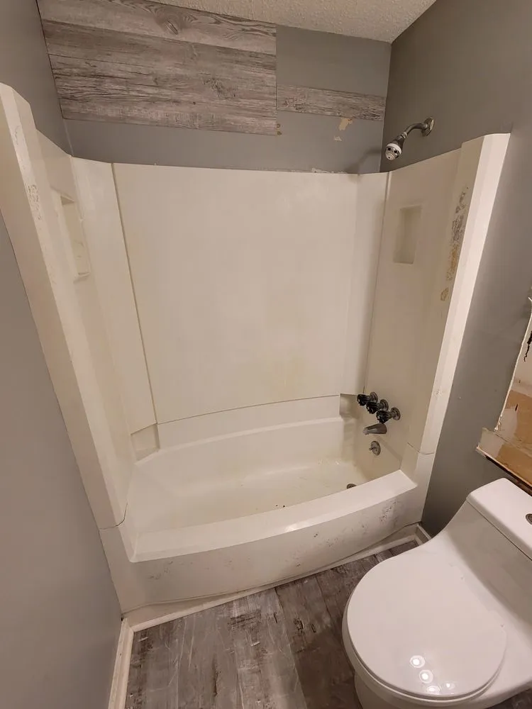 Slide of VETtech Maintenance