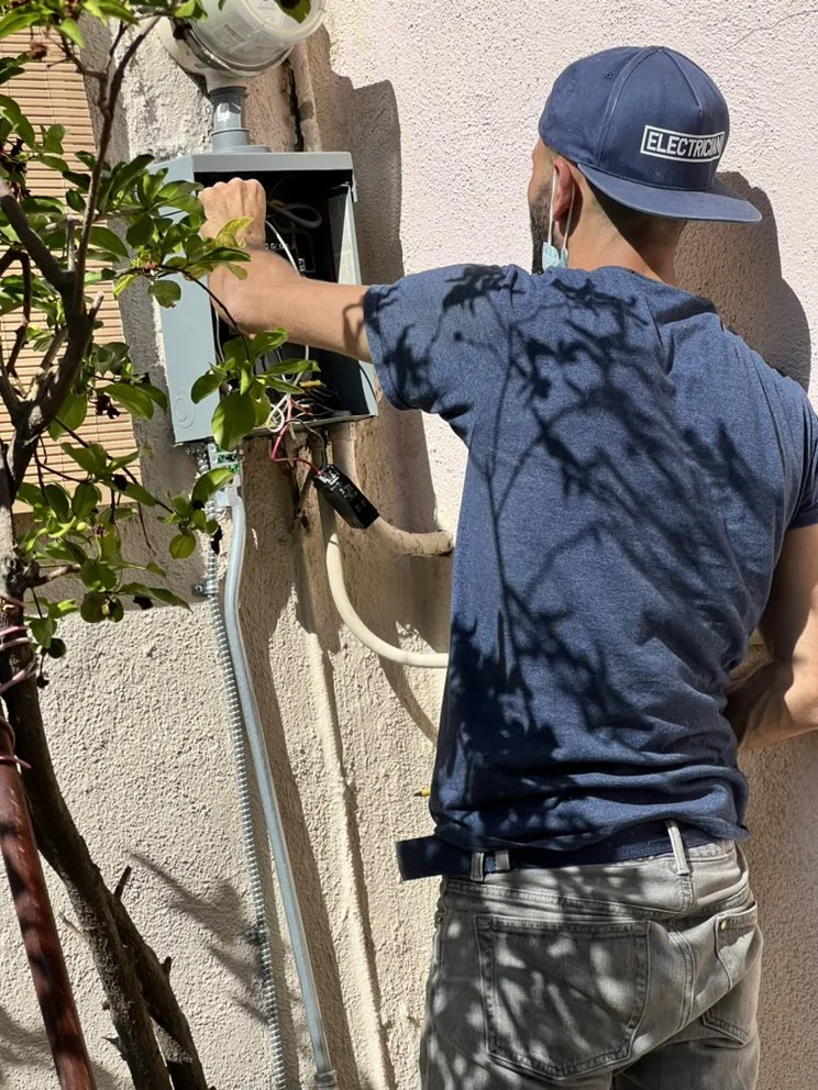 Slide of VG Electric