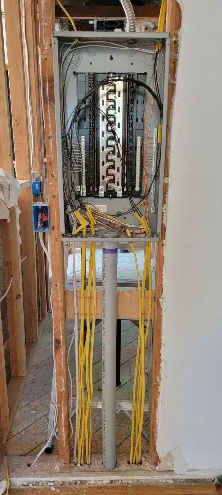 Trusted circuit breaker repair service in San Fernando Valley, CA - VGL Electric