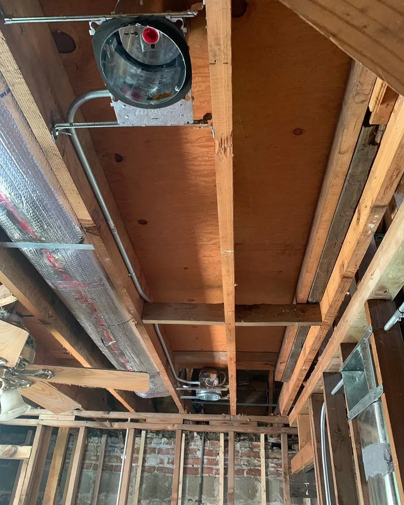 Slide of V&I Electric