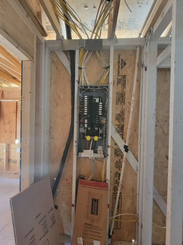 Licensed circuit breaker repair experts serving Hardy, VA - Viar Brothers