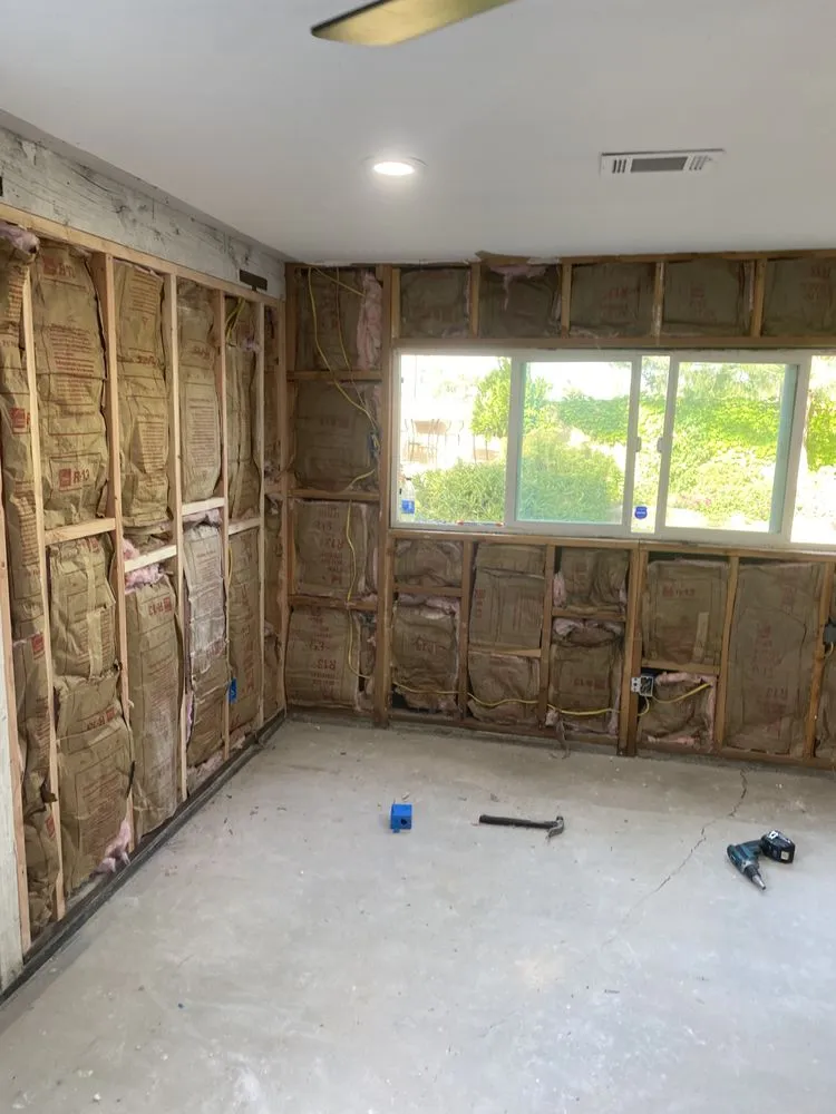 Slide of Vic’s Handyman Services