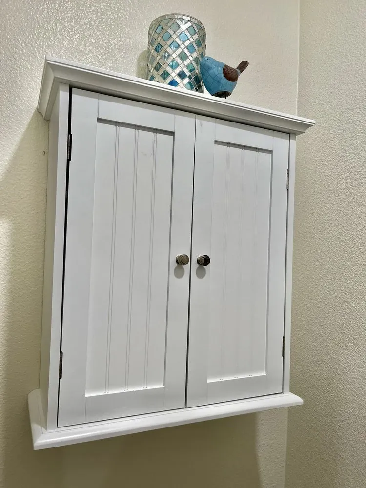 Slide of Vic’s Handyman Services