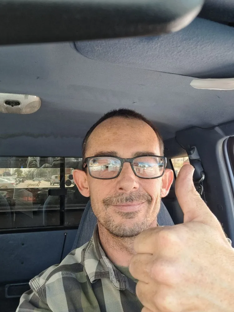 Slide of Victor White Handyman